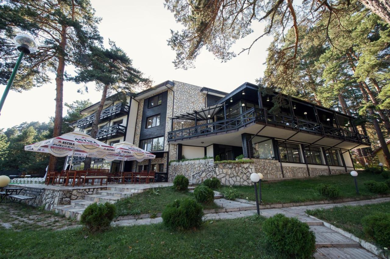 Family Hotel Hebar 巴塔克 外观 照片