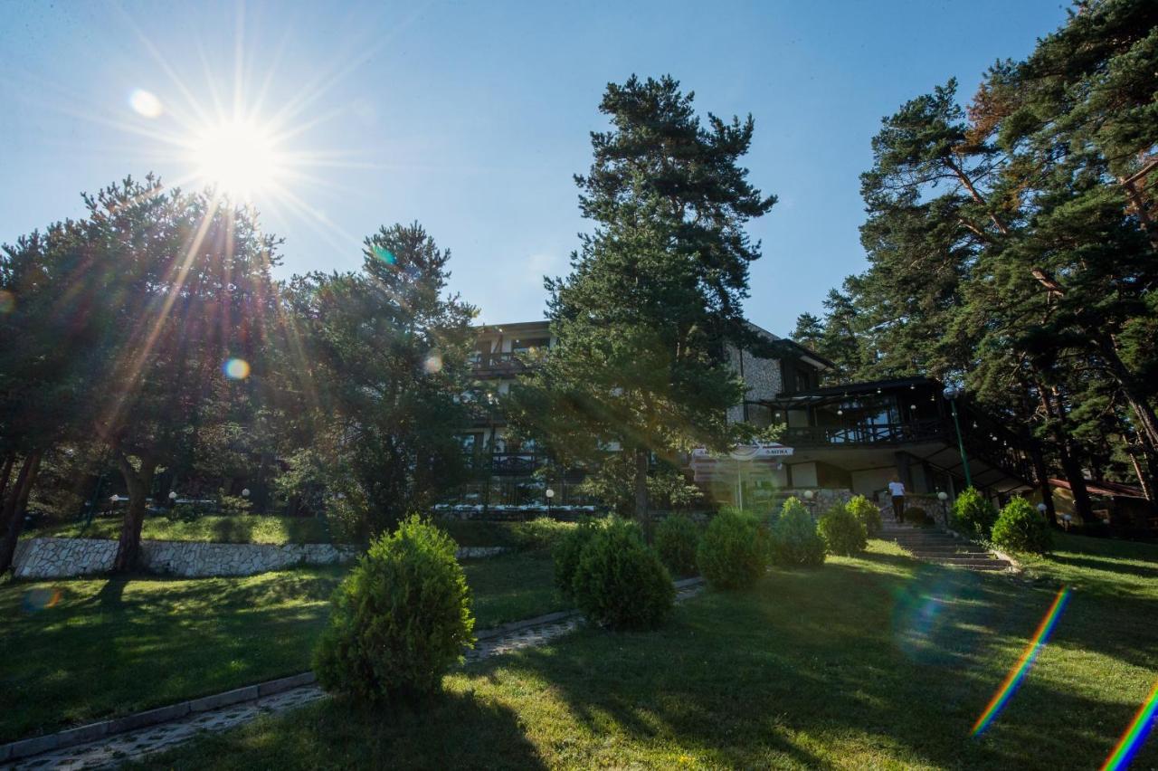 Family Hotel Hebar 巴塔克 外观 照片