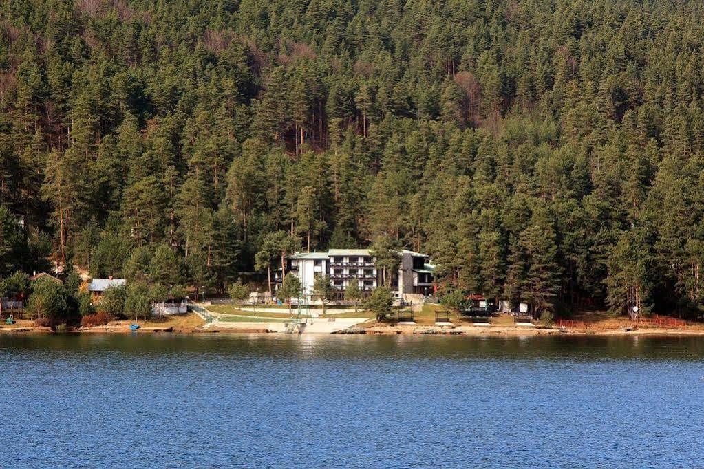 Family Hotel Hebar 巴塔克 外观 照片