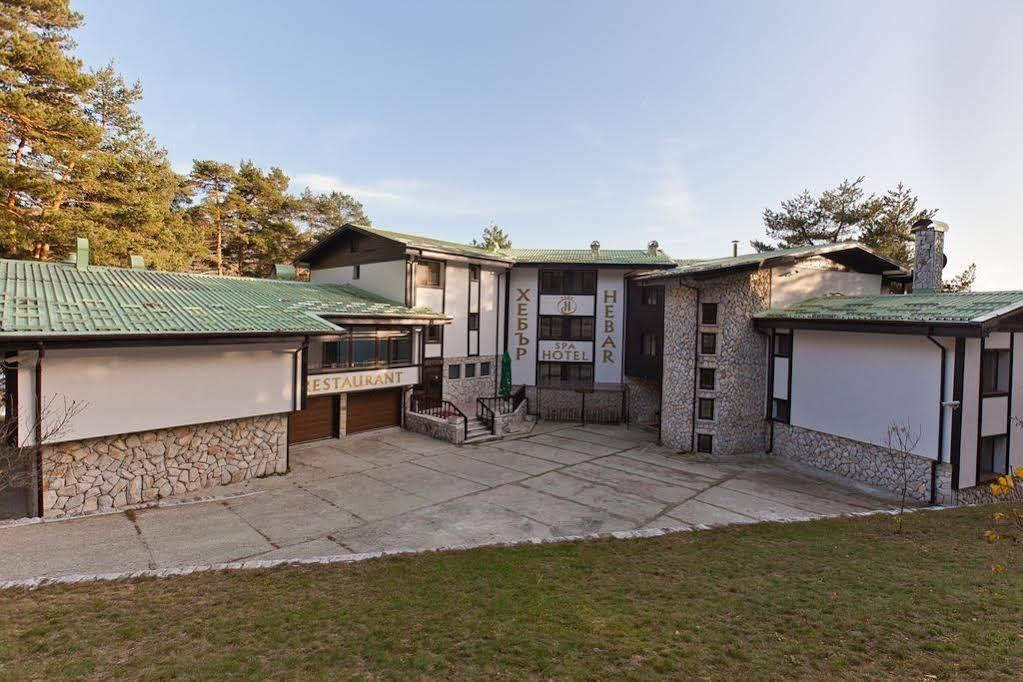 Family Hotel Hebar 巴塔克 外观 照片