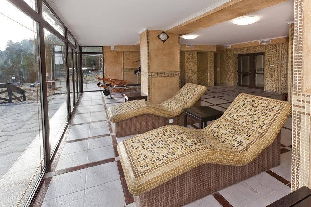 Family Hotel Hebar 巴塔克 外观 照片