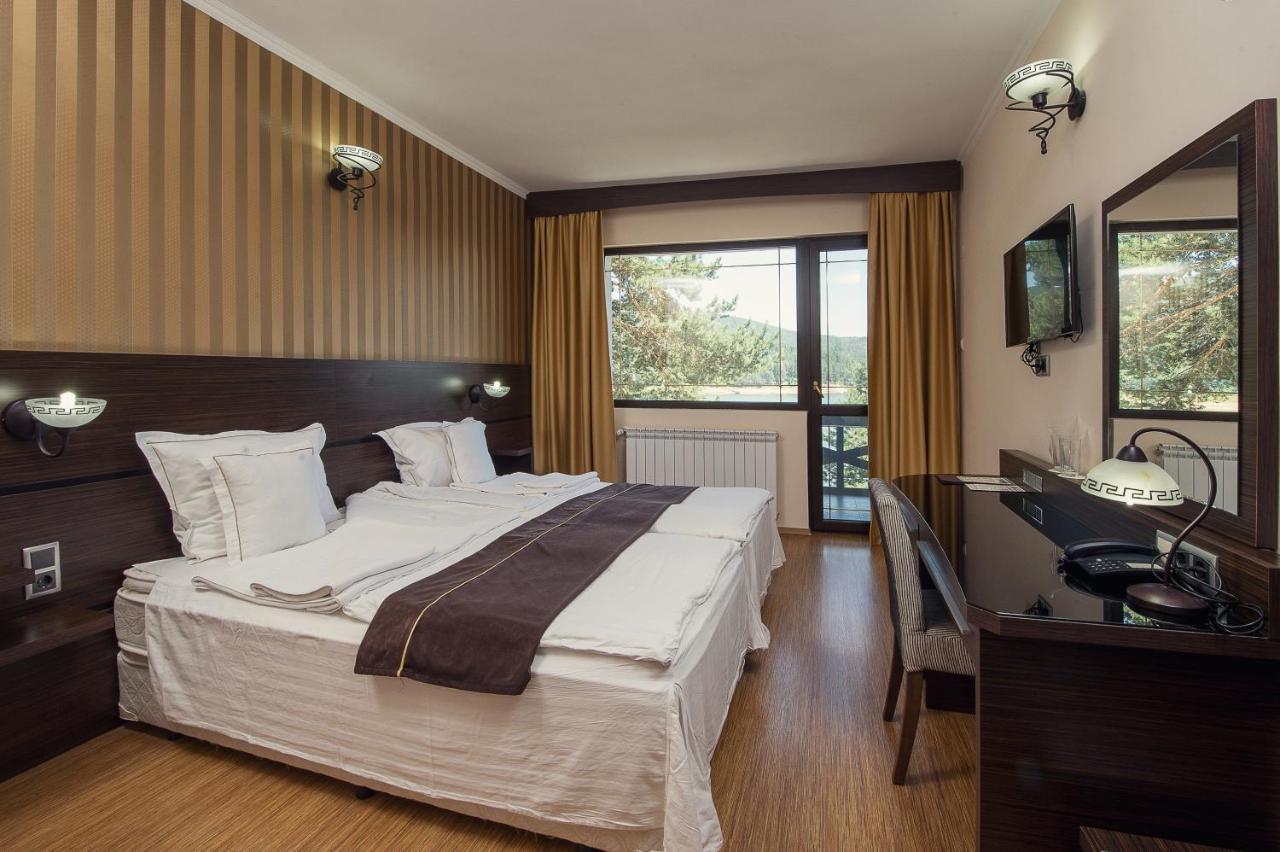 Family Hotel Hebar 巴塔克 外观 照片